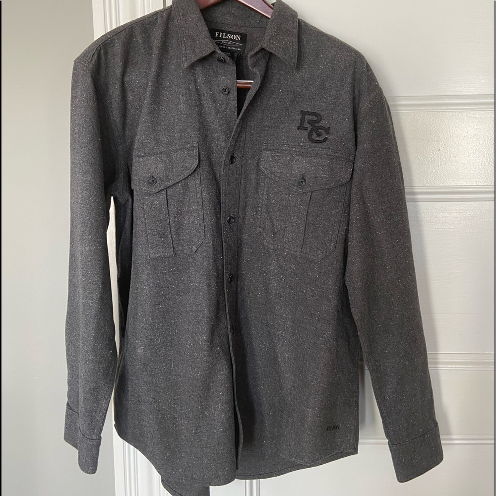 Filson Alaskan Guide Shirt: size large